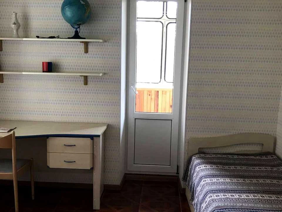 Квартира. Київ, Єреванська вул.