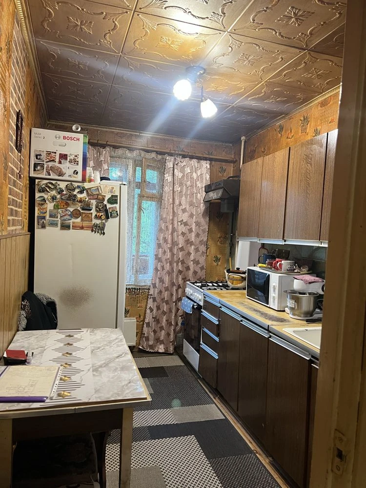 Продаж 2 кімнатноі квартири вул Студинського