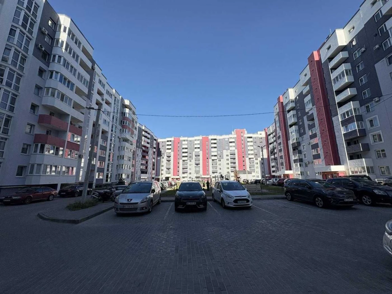 Продаж / 2 Квартира/ Євроремонт / Шухевича, Тракт Глинянськи