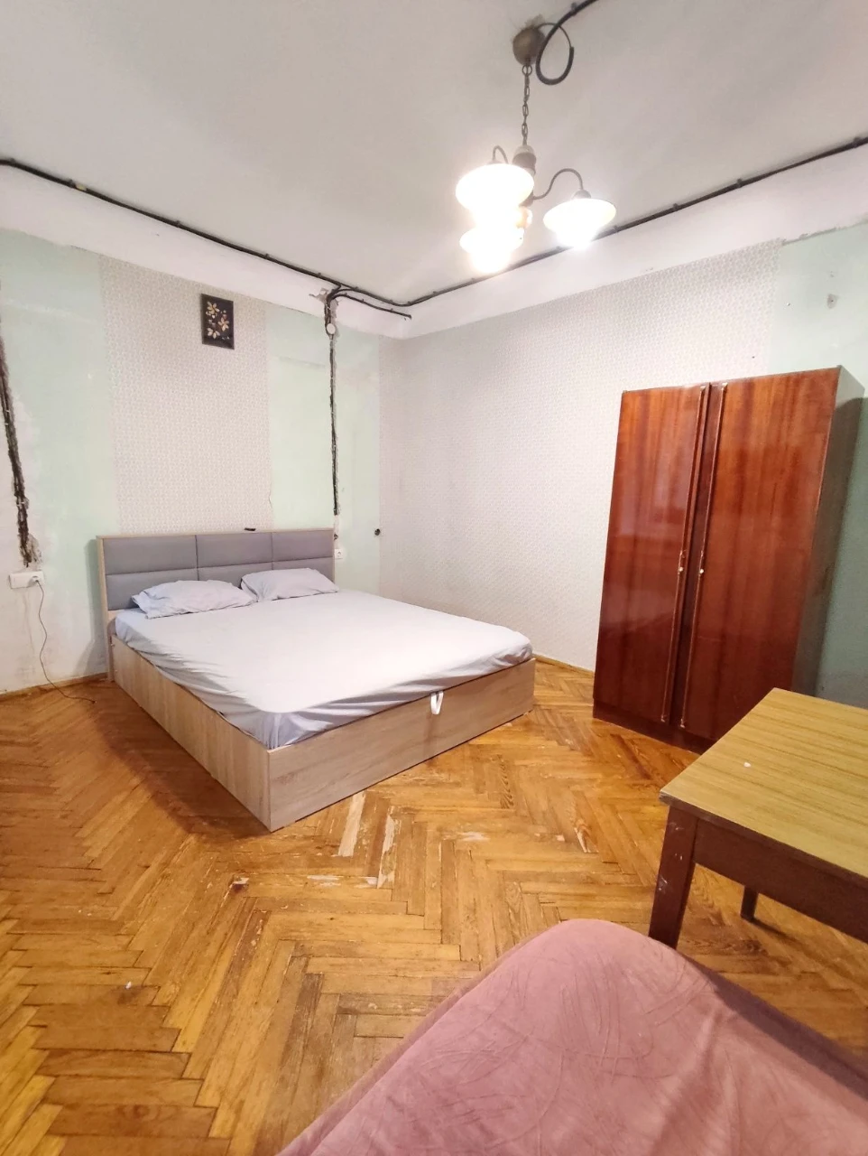 Продам 3к квартиру на Симона Петлюри. Автономне опалення.Пок