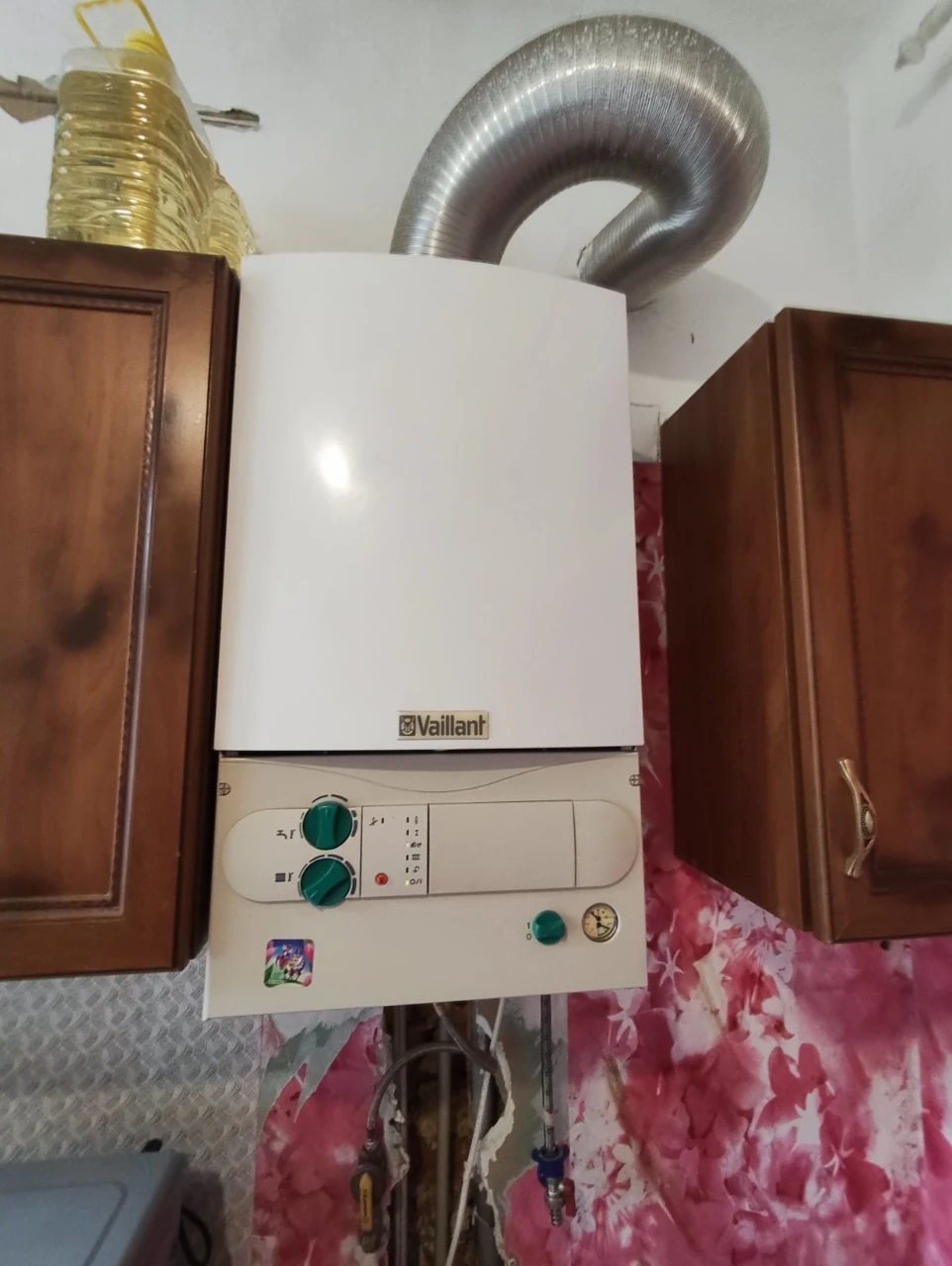 Продам 3к квартиру на Симона Петлюри. Автономне опалення.Пок
