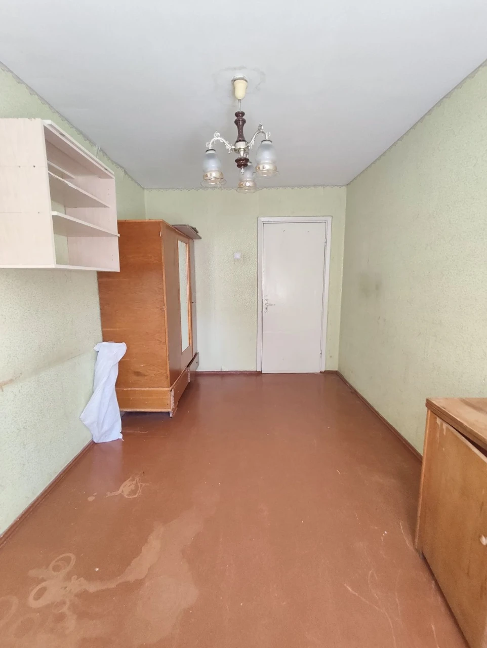 Продам 3к квартиру на Кн. Романа. 57 м.кв.
