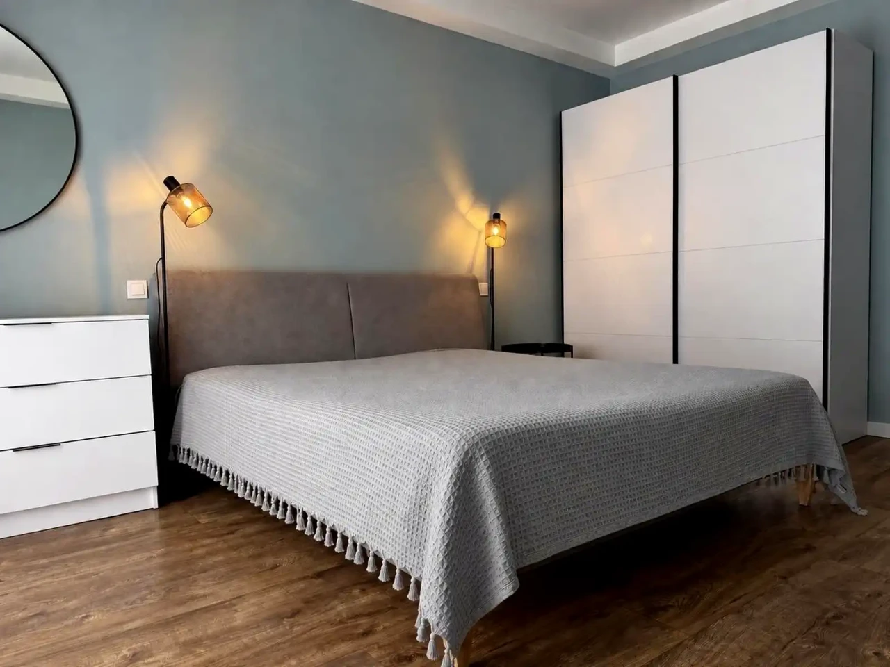 Оренда квартири 2-кімн. 60 м² 18/21 пов.