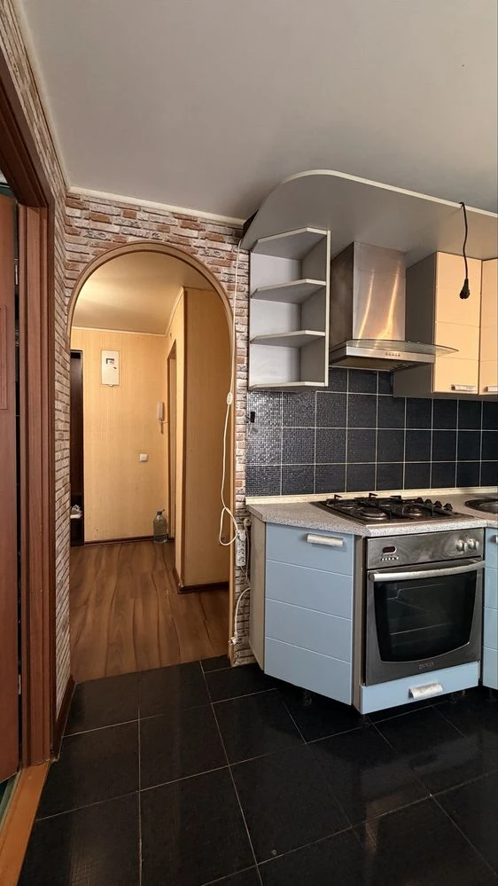 Продаж 3-кімнатної квартири, Новомиколаївка, 81,6 м²