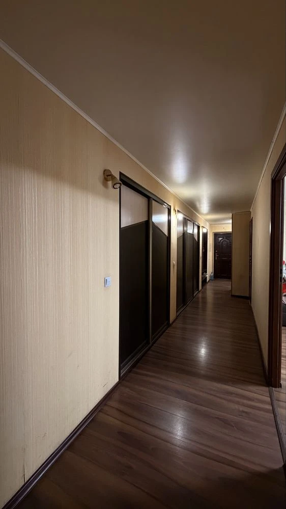 Продаж 3-кімнатної квартири, Новомиколаївка, 81,6 м²