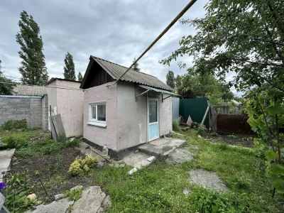 Продаж частини будинку