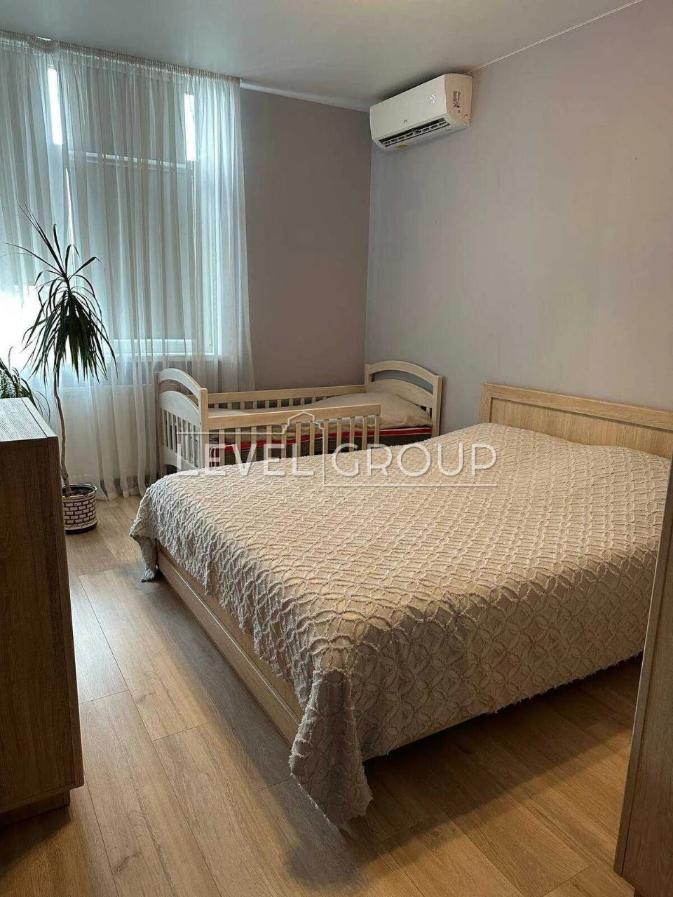Продаж квартири  |  78м² Варшавський Мікрорайон  |  2 кімнат