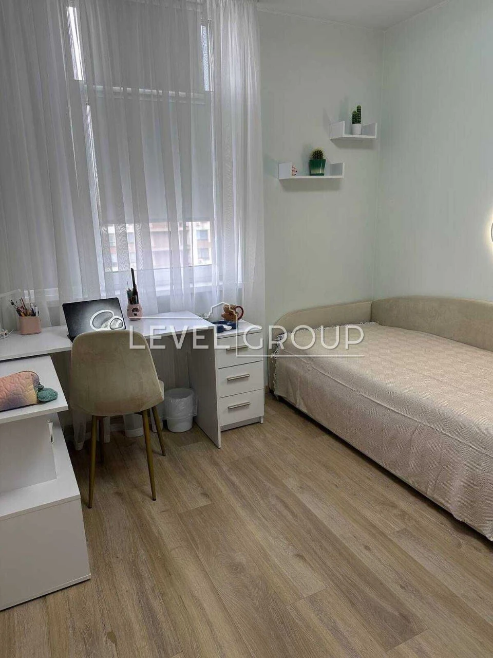 Продаж квартири  |  78м² Варшавський Мікрорайон  |  2 кімнат