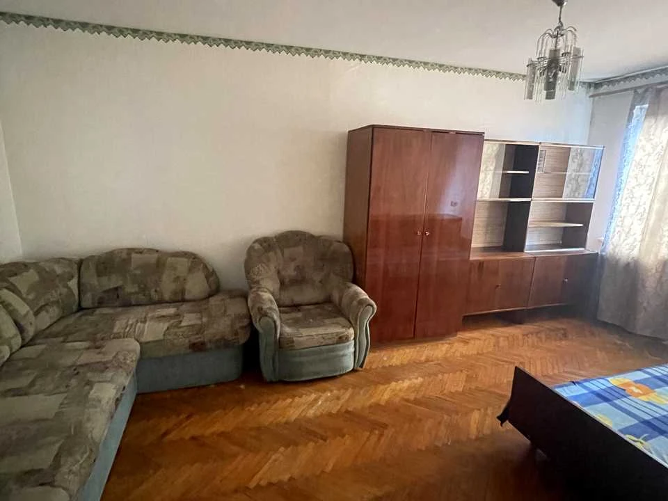 Квартира. Київ, Миколи Василенка вул.