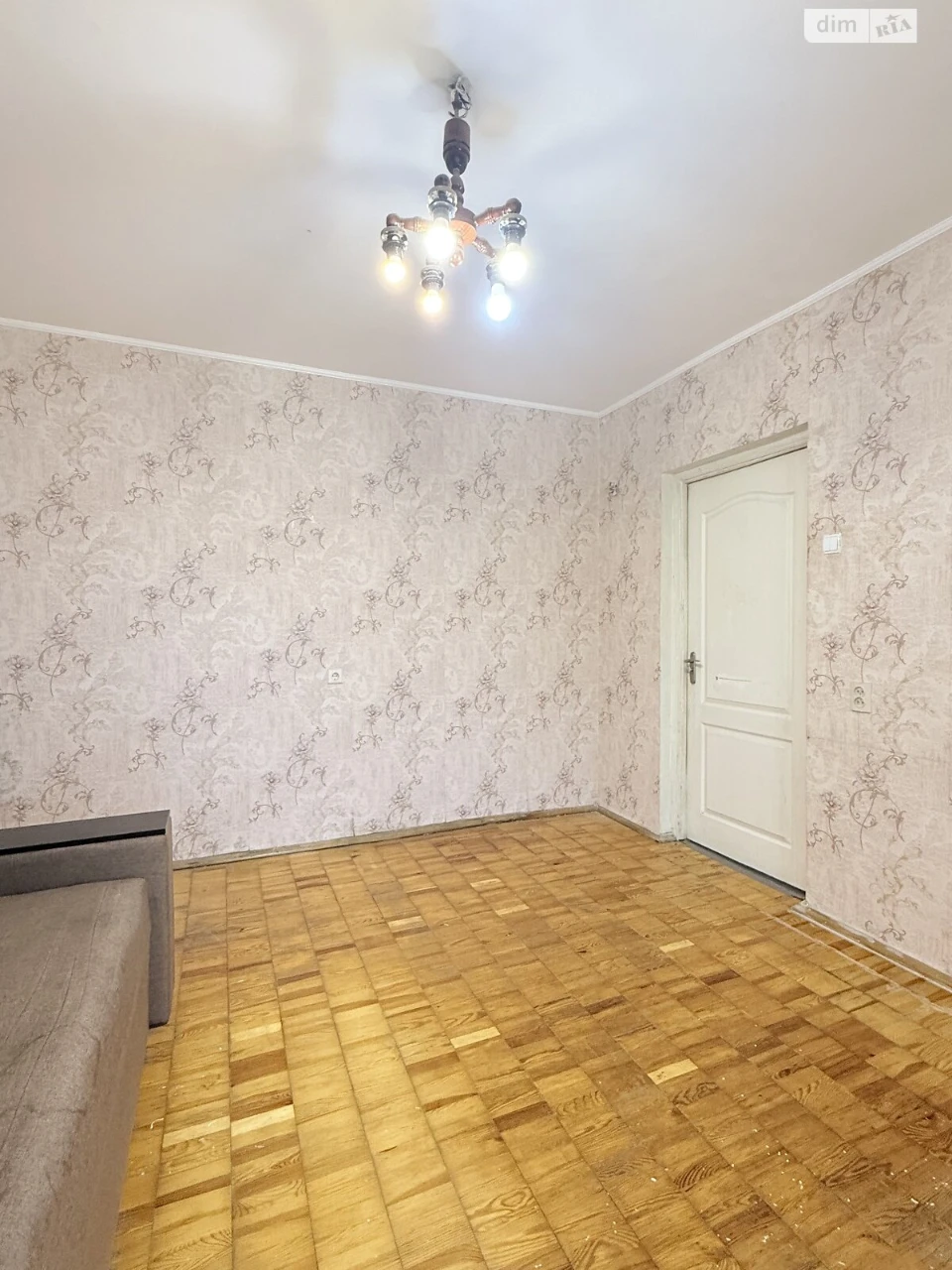 Продаж Квартира Троєщина