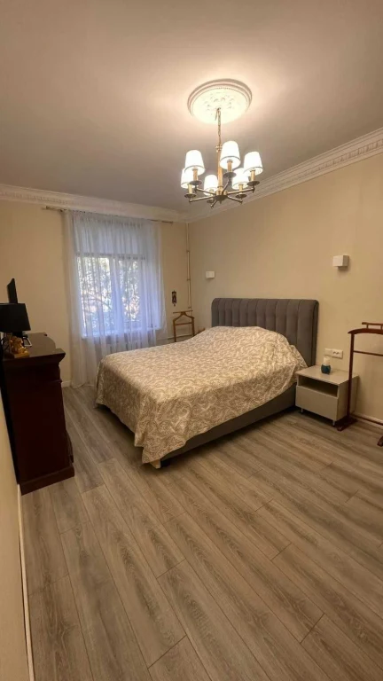 2-кімн квартира на вул.Сегедська. СТАЛІНКА.