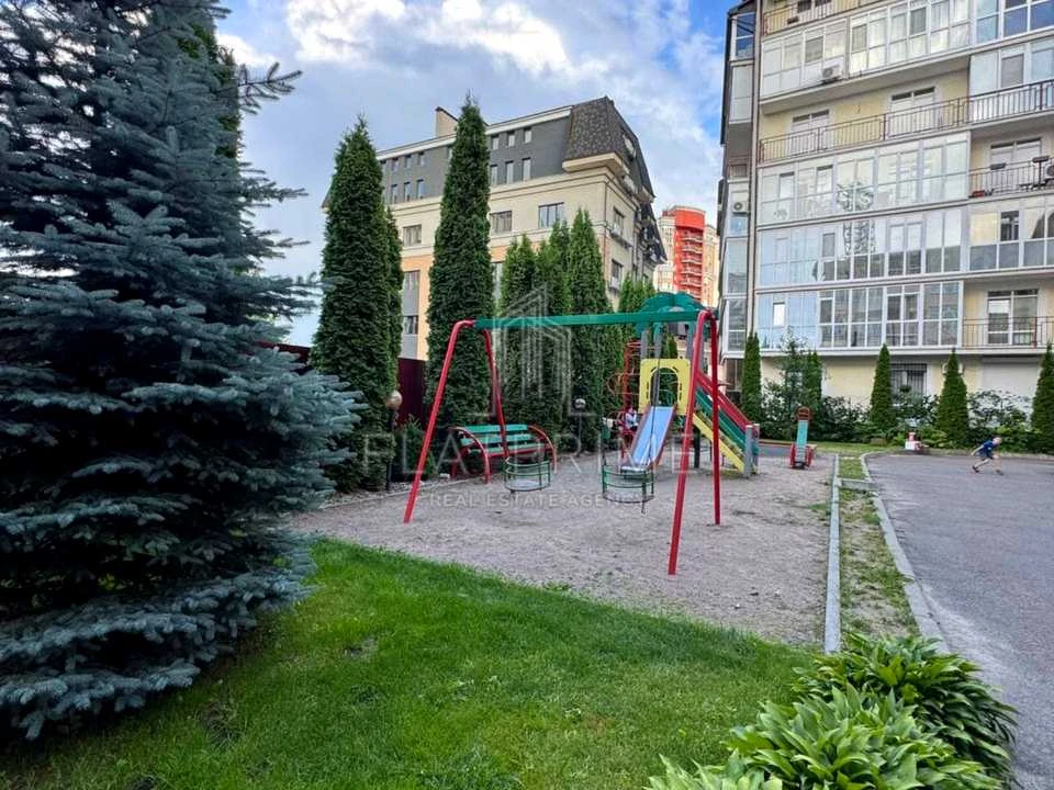 Квартира. Київ, Степана Рудницького вул.