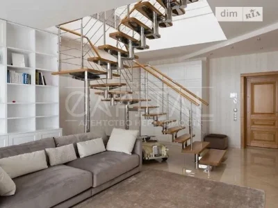 Sale of 5-room apartment 237 sq. m on Yuriya Illenka Street 18B • ID 3