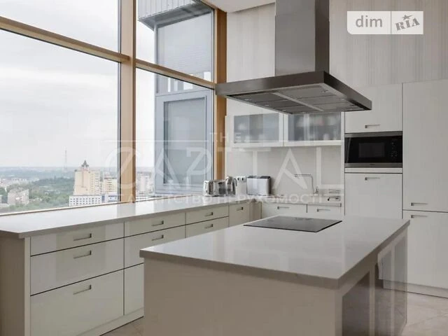 Sale of 5-room apartment 237 sq. m on Yuriya Illenka Street 18B • ID 3