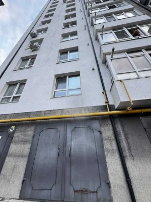 Продається гараж у житловому комплексі «Патріот»