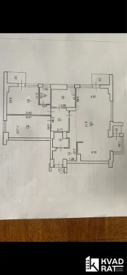 Продаю 3км квартиру біля озера