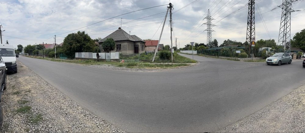 Продам кутову ділянку під комерцію ТОП локація!