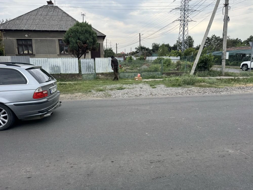 Продам кутову ділянку під комерцію ТОП локація!