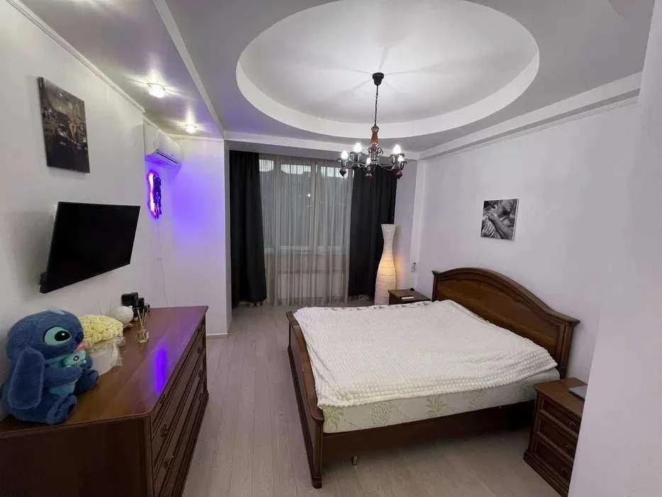 Продам 3 уровневую квартиру с мебелью и техникой (405312)