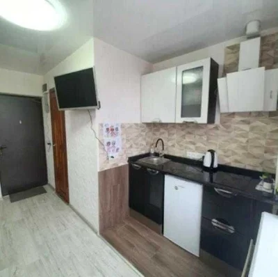Продам гостинку  на Салтівці по пр-ту Ювілейний