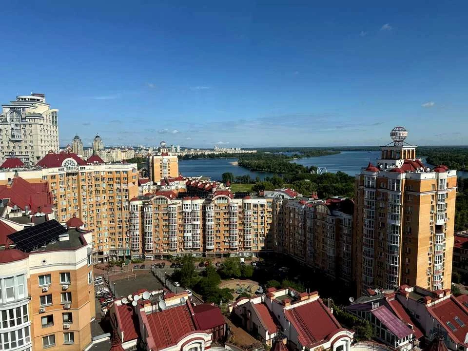 Квартира. Київ, Володимира Івасюка просп.