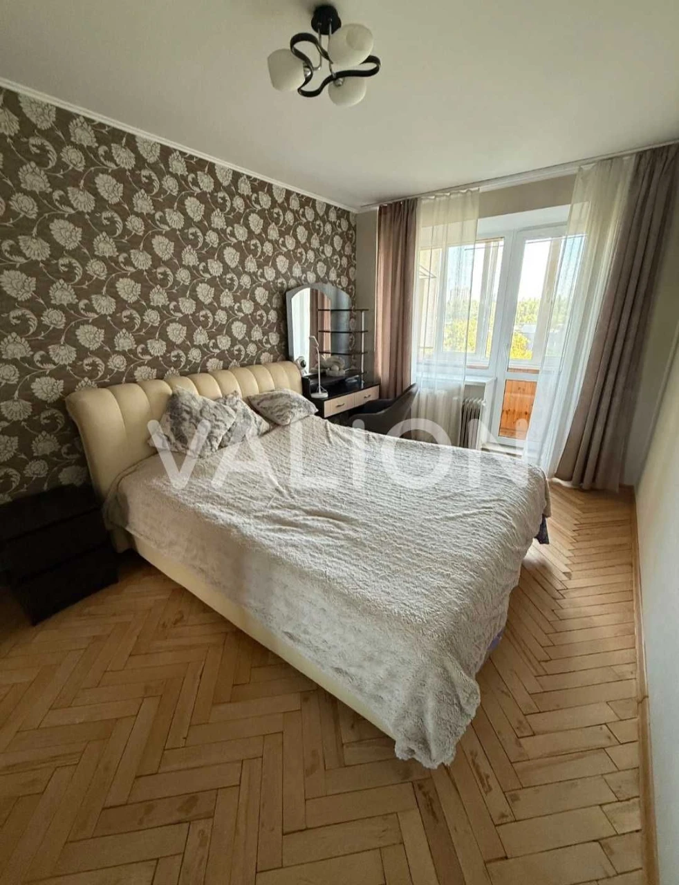 Продам 2кім.квартиру Солом'янський район вул.Борщагівська,11