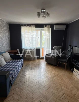 Продам 2кім.квартиру Солом'янський район вул.Борщагівська,11