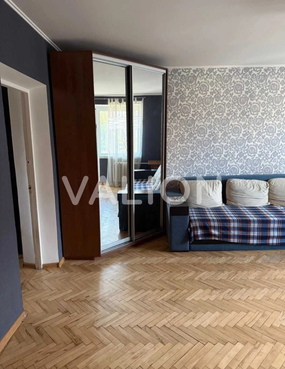 Продам 2кім.квартиру Солом'янський район вул.Борщагівська,11
