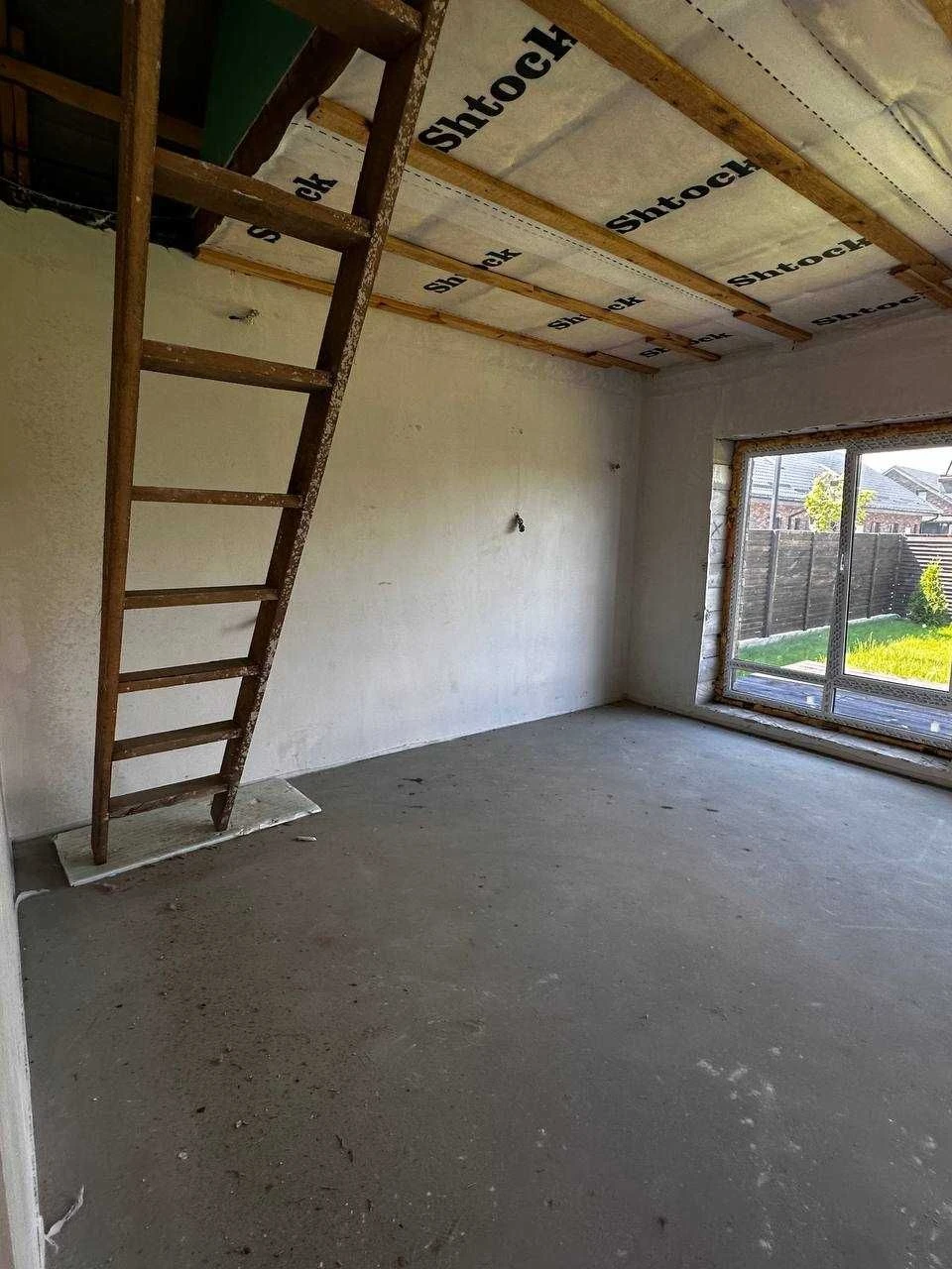 Продаж Окремий будинок 4 сотки , 120 м2 , Єоселя, Баварська