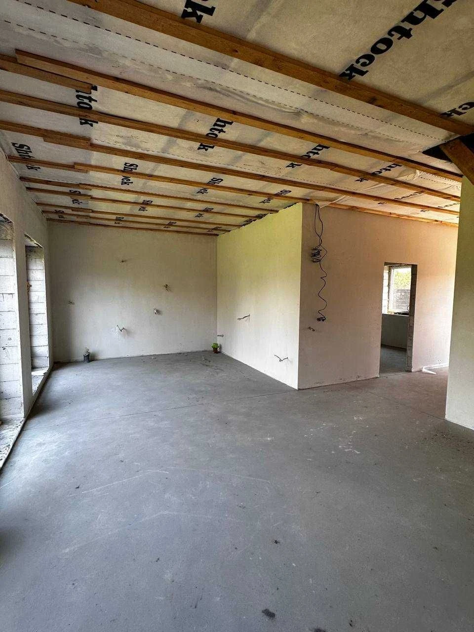 Продаж Окремий будинок 4 сотки , 120 м2 , Єоселя, Баварська