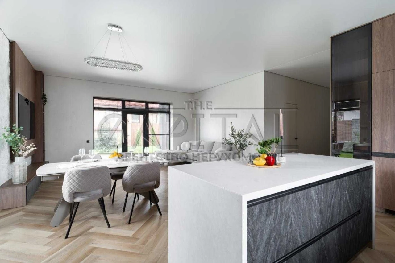 Заїжджай і живи | Будинок 150 м² з ремонтом | 3 км від Києва