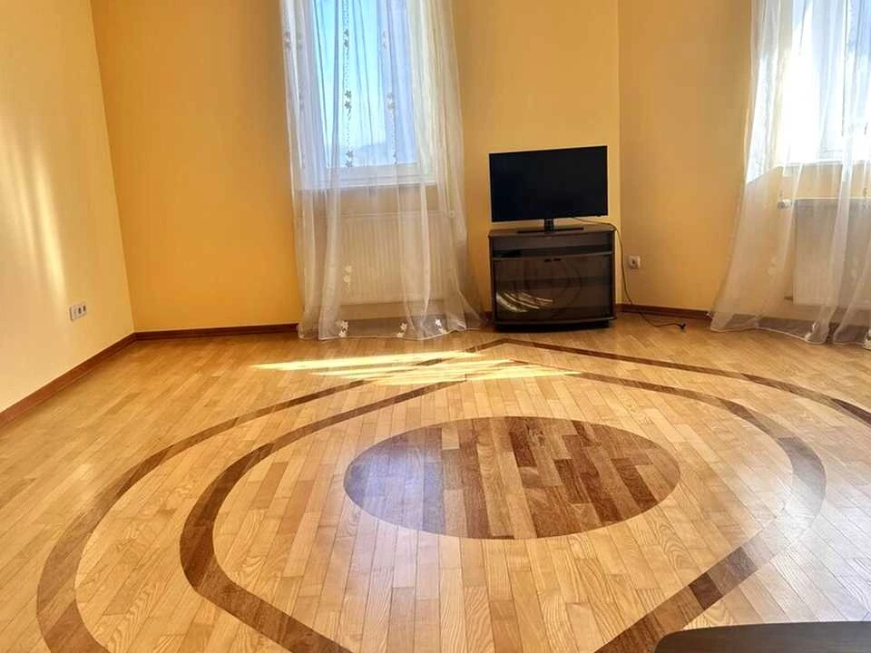 Квартира. Львів, Джона Леннона вул.