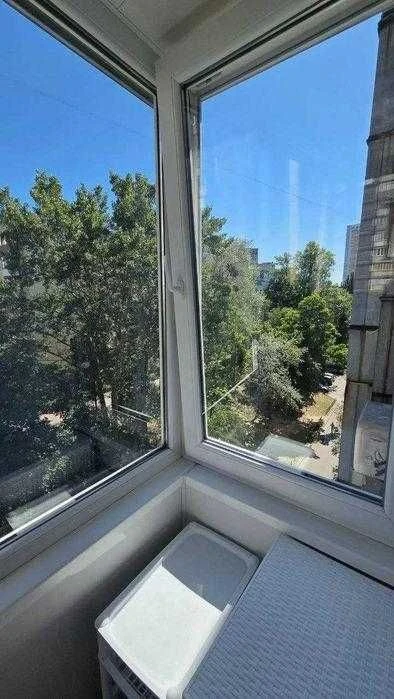 пр. Голосіївський / 40 років Жовтня, 89   2 кім кв