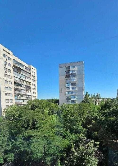 пр. Голосіївський / 40 років Жовтня, 89   2 кім кв