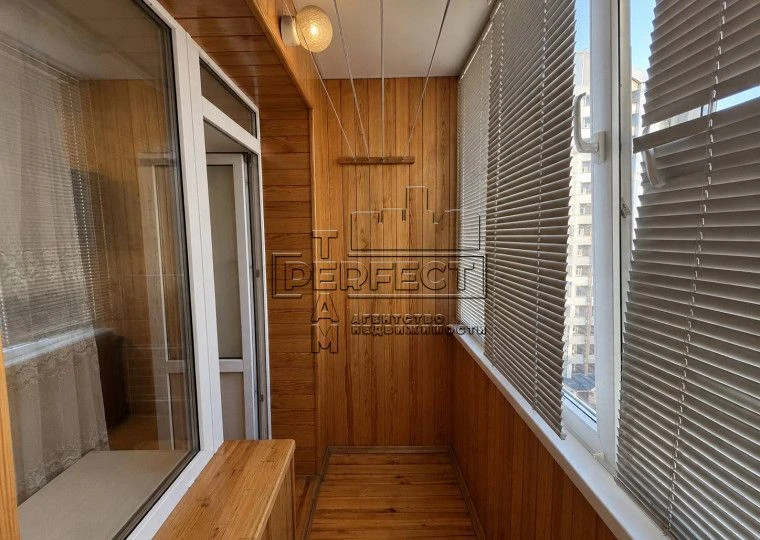Продаж 3к квартири Алматинська 39А / Алматинская 39А ДВРЗ