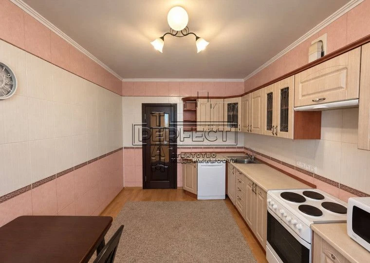 Продаж 3к квартири Алматинська 39А / Алматинская 39А ДВРЗ
