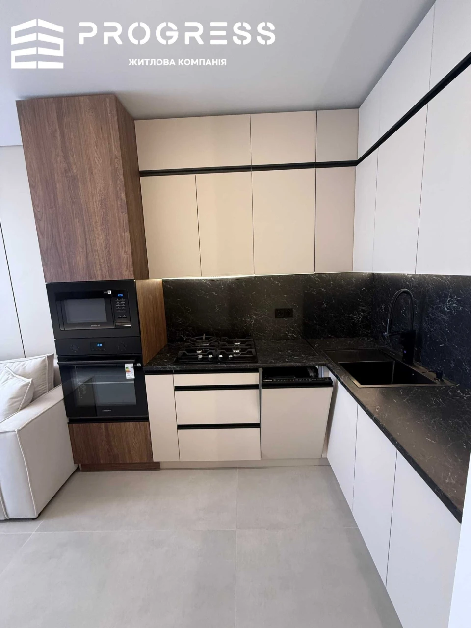 ПрОДАМ Квартиру 1 Кімнатну в ЦЕнТРІ ЖК Містечко Центральне Т