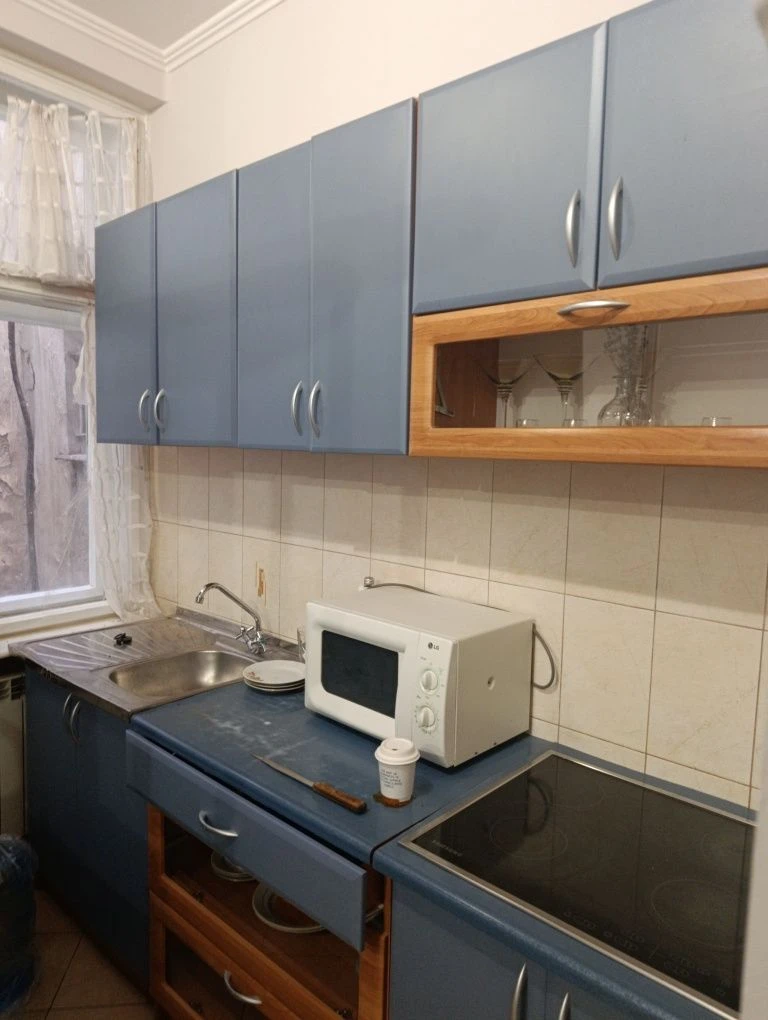 Продам двух кім квартиру в Ужгороді