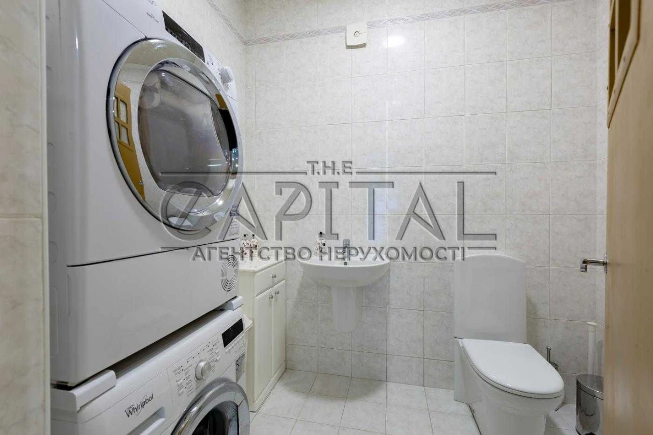 Будинок 400 м² у Києві | Басейн, сауна | Метро Святошин | Га
