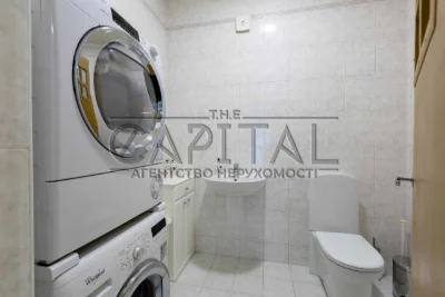 Будинок 400 м² у Києві | Басейн, сауна | Метро Святошин | Га