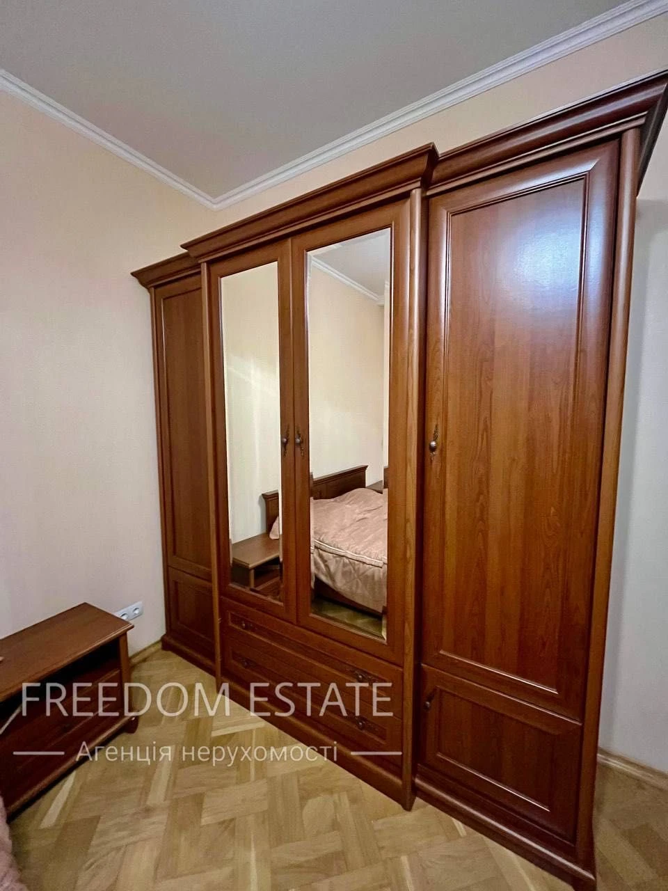 75 тыс $‼️‼️3к квартира 87 м2 на Холодной горе/ СТАЛИНКА/ Ин