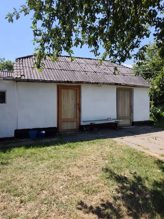 Продам будинок на два входи, Нижні Млини, поруч Глухомань!