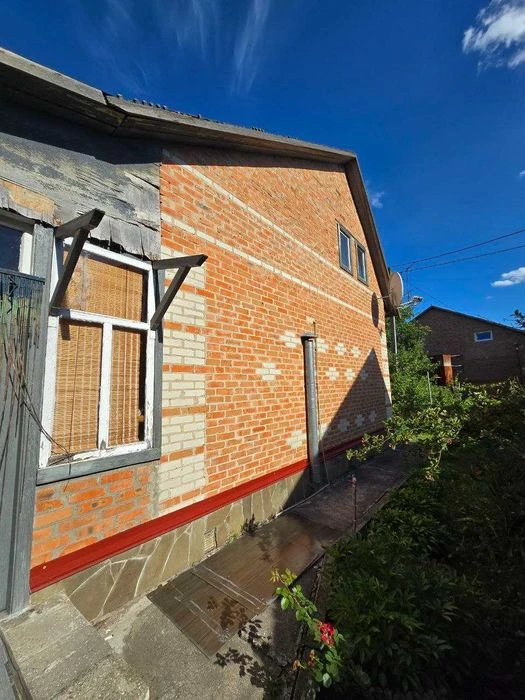 Продам дачу біля річки