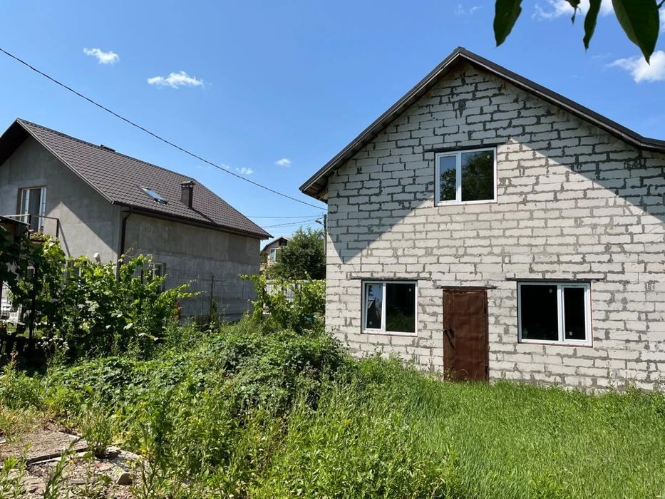 Продам будинок в місті !
