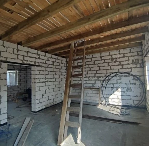 Продам будинок в місті !