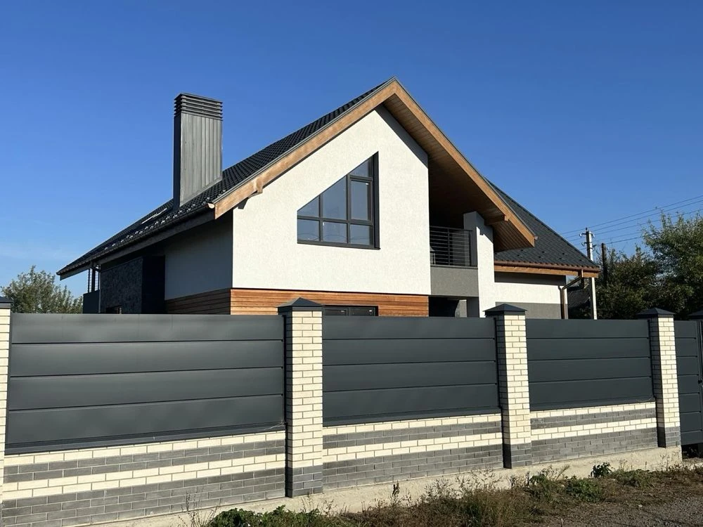 Продаж будинку на Великорогізнянській у Полтаві
