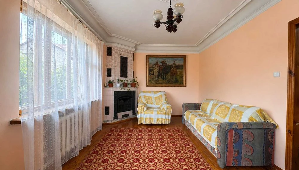 Продаж будинку 198м2 Поділ 2 хв пішки  Зелений острів  №1648