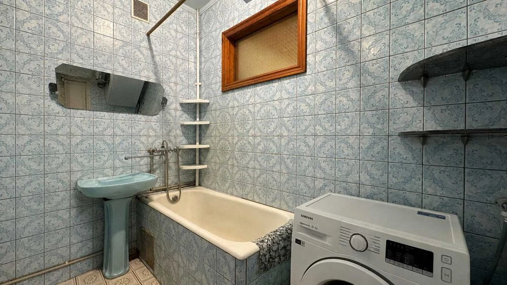 Продаж будинку 198м2 Поділ 2 хв пішки  Зелений острів  №1648