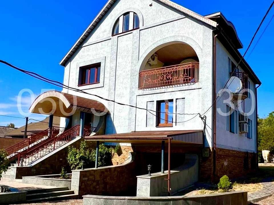 Будинок. Полтава, Ювілейна вул.