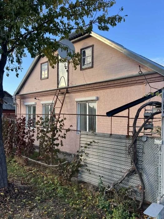 Продаж двоповерхового будинку 120 м2 10 соток Держ програми